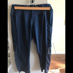 Knee length Navy leggings